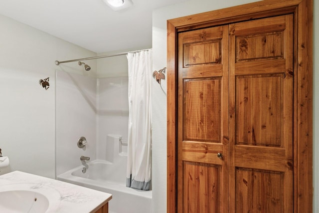 12640 Fawn Lake Rd, Crosslake, MN 56442 - bathroom with shower / tub combo with curtain and vanity