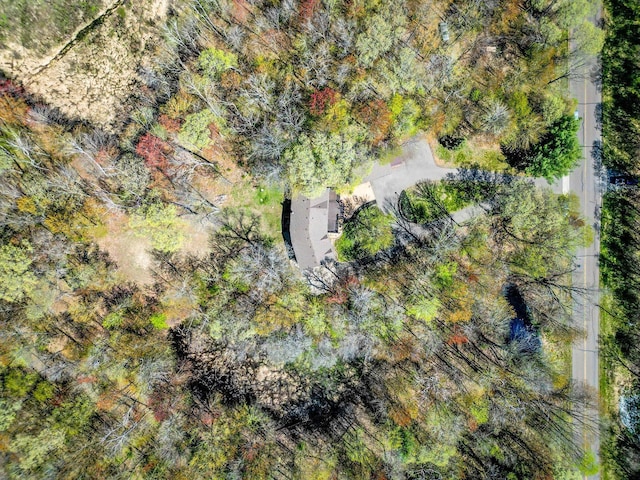 aerial view of property and surrounding area