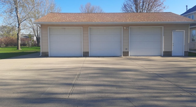 101 8th Ave N, Saint James, MN 56081 - view of detached garage