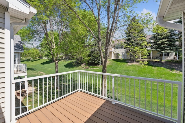574 Marsh Dr, Delano, MN 55328 - deck with a lawn