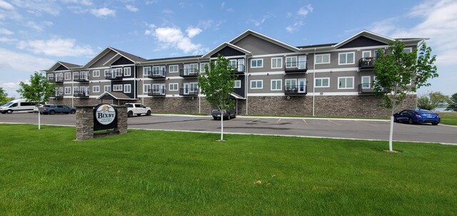 715 Lake Shore Dr NE Unit 101, Bemidji, MN 56601 - photo 2
