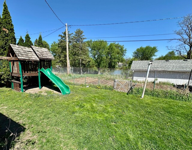 view of yard featuring a playground