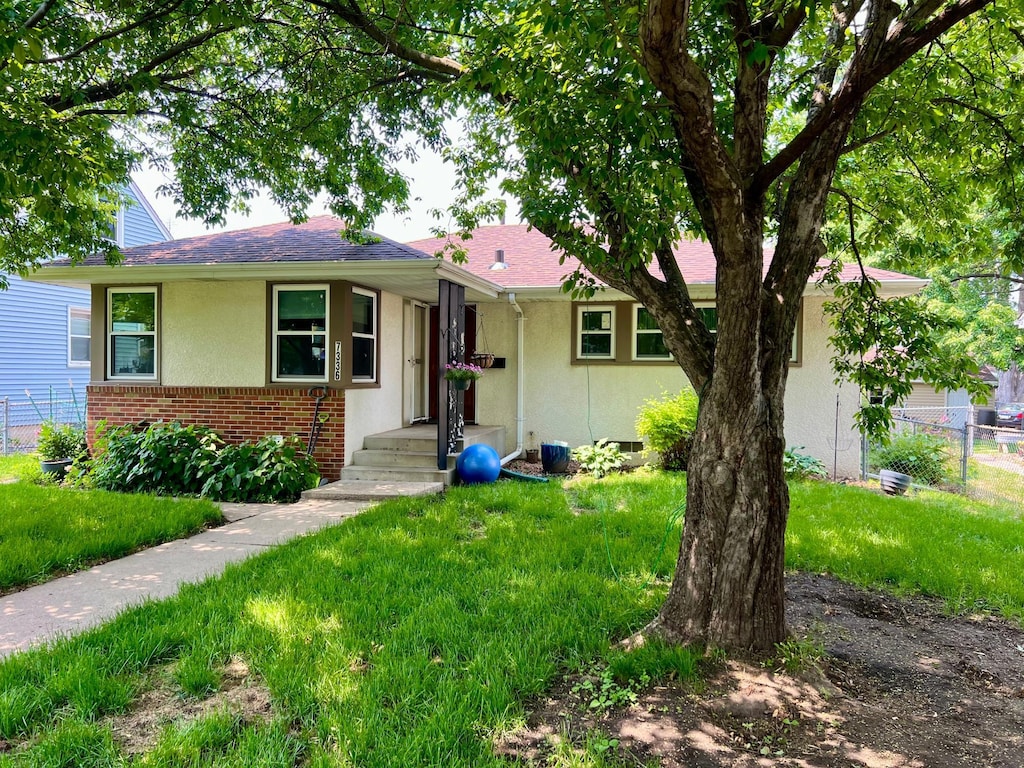 7336 4th Ave S, Richfield, MN 55423 - single story home featuring brick siding and stucco siding