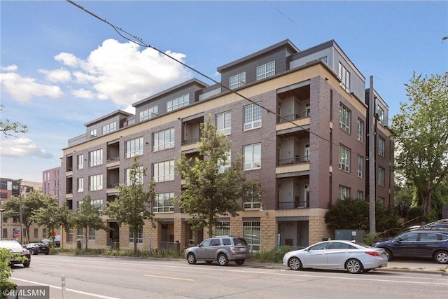 521 2nd St SE Unit 206, Minneapolis, MN 55414 - view of apartment building / complex