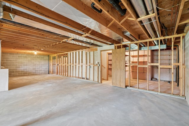 2558 75th St E, Inver Grove Heights, MN 55076 - view of unfinished below grade area