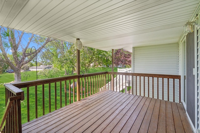 2558 75th St E, Inver Grove Heights, MN 55076 - deck featuring a yard
