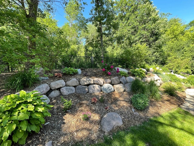 view of yard featuring fence