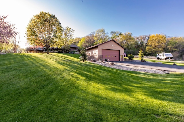 6385 13th Ave NW, Rochester, MN 55901 - view of grassy yard with a detached garage