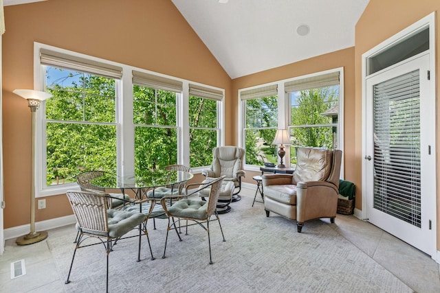 130 Stonebridge Rd, Lilydale, MN 55118 - sunroom featuring vaulted ceiling