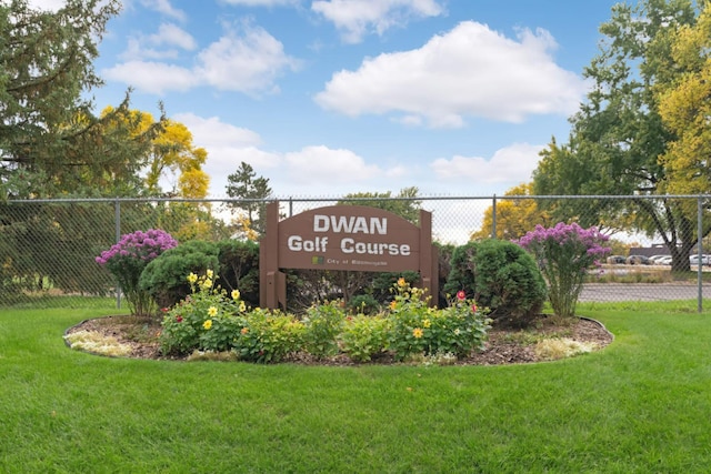 view of community / neighborhood sign