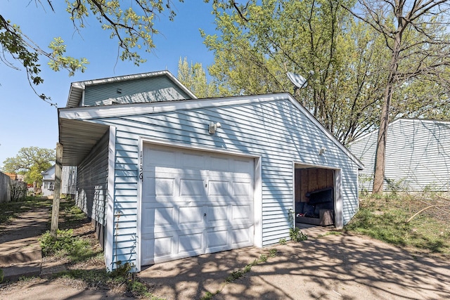 view of detached garage