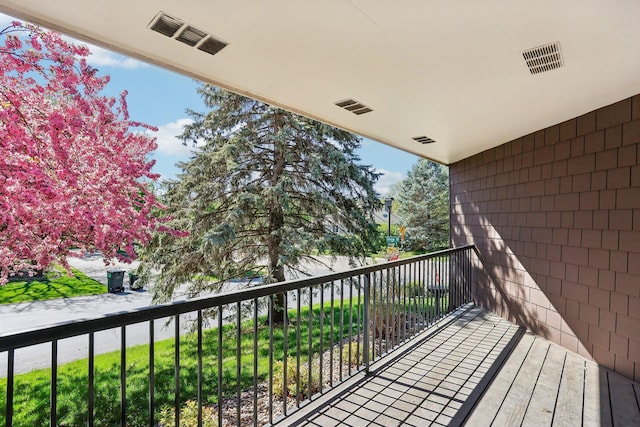 7676 Woodview Ct, Edina, MN 55439 - view of balcony