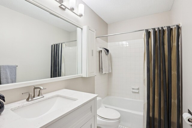7676 Woodview Ct, Edina, MN 55439 - bathroom with toilet, shower / bath combo with shower curtain, and vanity