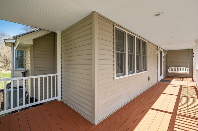 19062 180th Ave NW, Big Lake, MN 55309 - deck featuring a porch