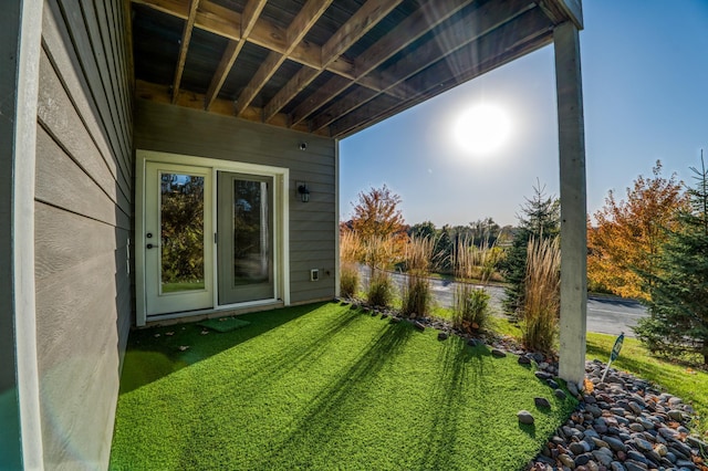 17796 Junelle Ct, Lakeville, MN 55044 - view of grassy yard