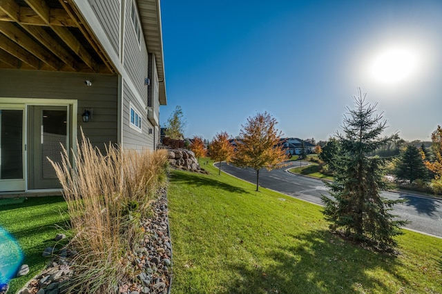 17796 Junelle Ct, Lakeville, MN 55044 - view of green lawn