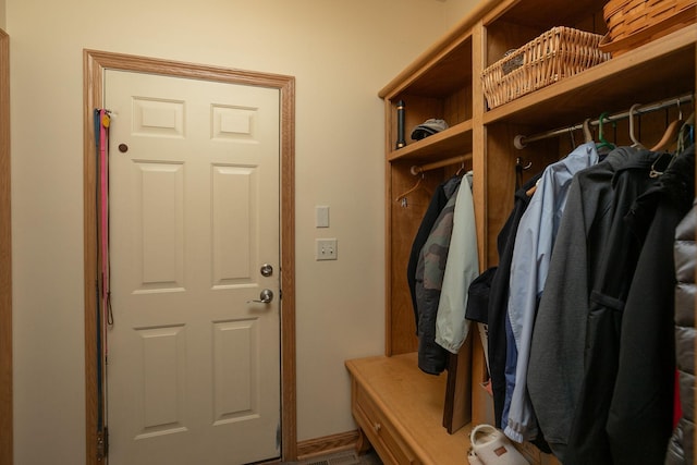 770 Valley View Rd SW, Oronoco, MN 55960 - mudroom with baseboards