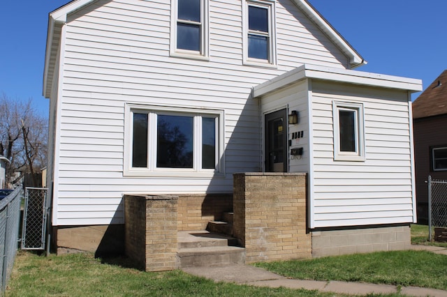 2612 3rd Ave W, Hibbing, MN 55746 - back of house