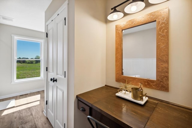 13985 120th St N, Stillwater Twp, MN 55082 - bathroom featuring wood finished floors