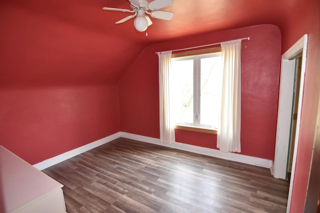 321 1st Ave SW, Baudette, MN 56623 - additional living space with vaulted ceiling, a ceiling fan, wood finished floors, and baseboards
