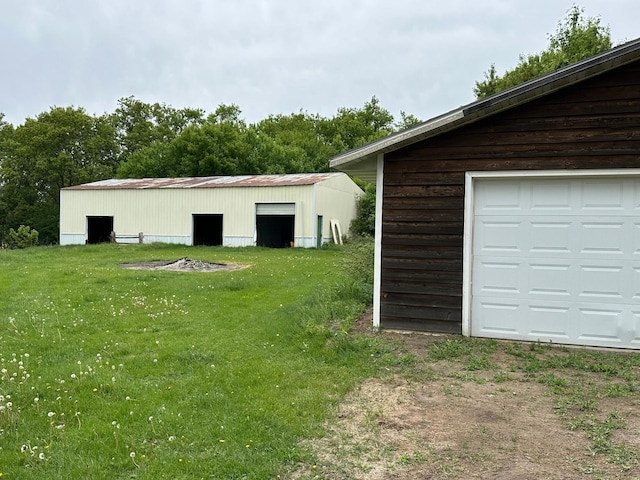46130 Anchor Ave, Fish Lake Twp, MN 55080 - view of garage