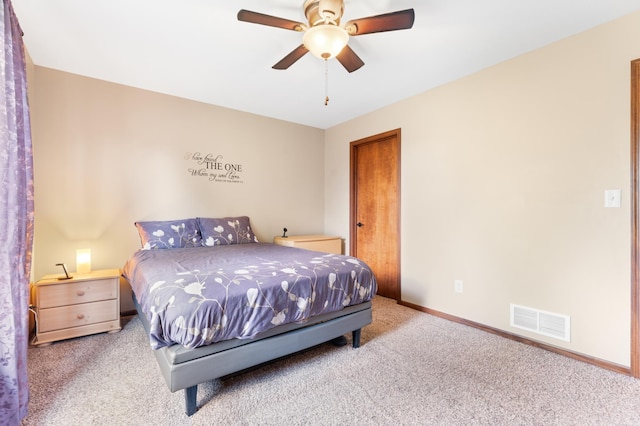 829 Dubuque Blvd, Zumbrota, MN 55992 - carpeted bedroom featuring baseboards and ceiling fan