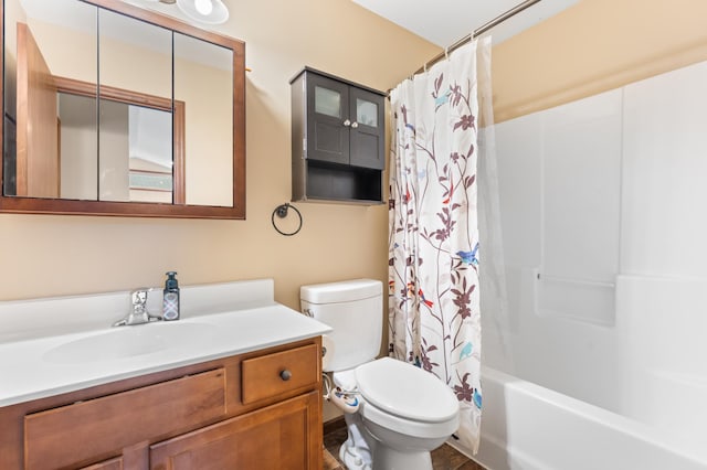829 Dubuque Blvd, Zumbrota, MN 55992 - full bathroom with vanity and shower / bath combo with shower curtain