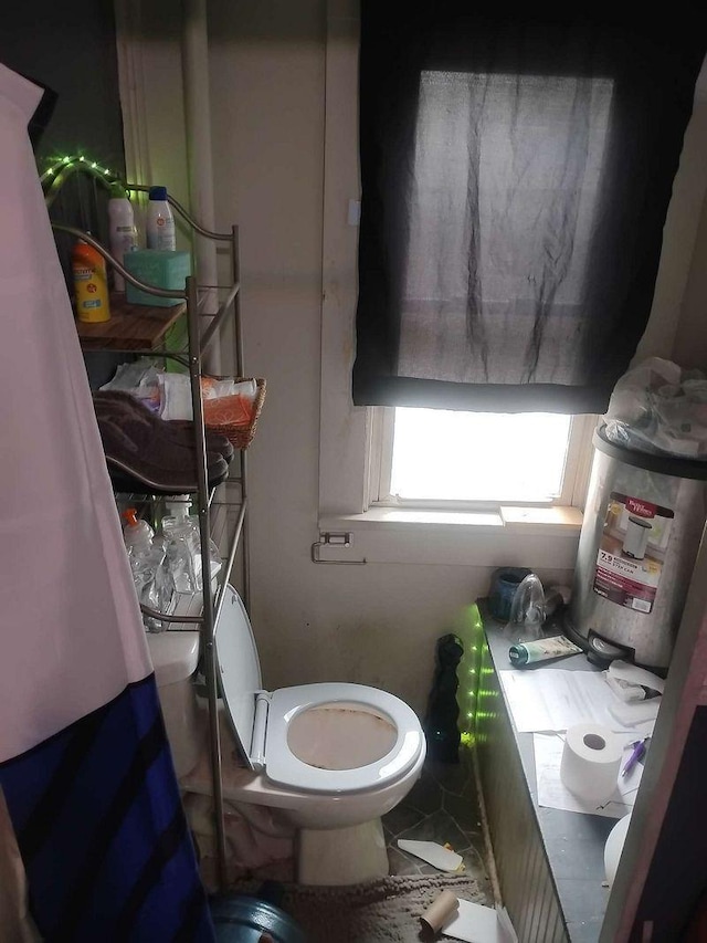 411 5th St, Montevideo, MN 56265 - bathroom featuring toilet