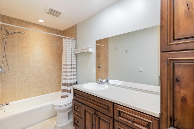1345 Crestridge Ln Unit 203, Eagan, MN 55123 - full bath with shower / bath combination with curtain, vanity, and toilet