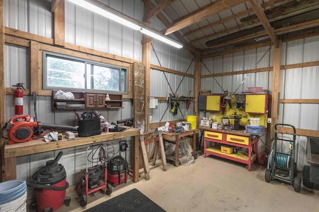 22005 Statesboro Trl, Clitherall, MN 56524 - garage featuring a workshop area