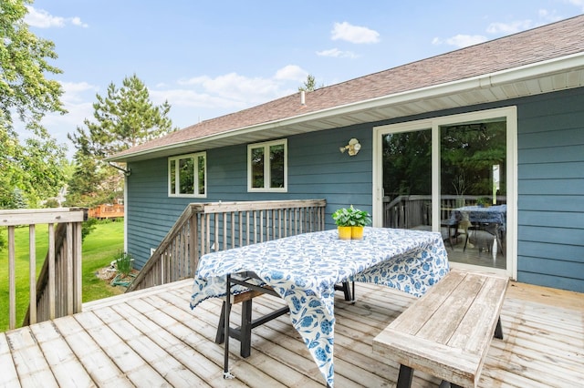 2820 Wilderness Ridge Rd SE, Alexandria, MN 56308 - deck with outdoor dining space