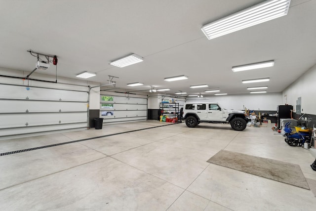 18565 Revere Ave, Spring Lake Twp, MN 55372 - garage featuring a garage door opener