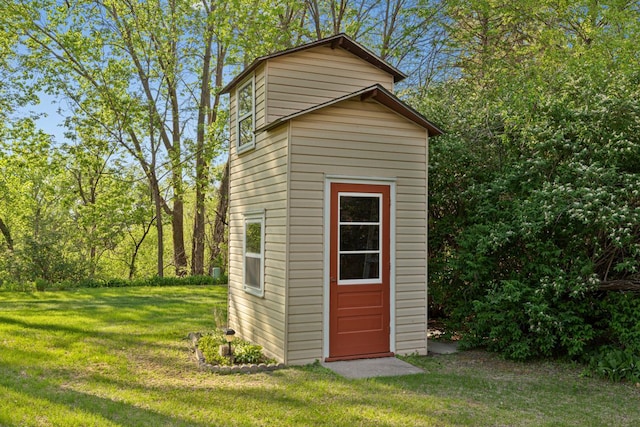 16 Crestview Bay, Faribault, MN 55021 - view of outbuilding with an outbuilding