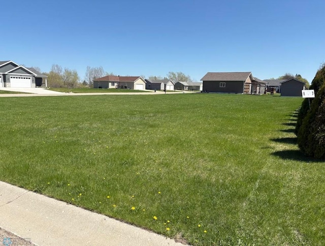 706 10th St, Frazee, MN 56544
