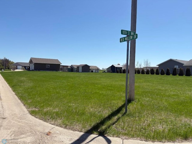 706 10th St, Frazee, MN 56544