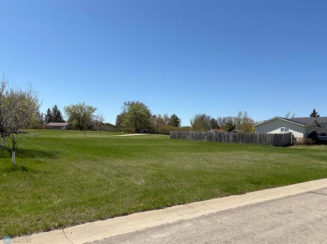 905 Red Willow Dr, Frazee, MN 56544