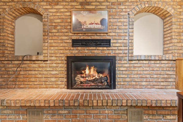 9553 Woodridge Cir, Eden Prairie, MN 55347 - detailed view of a fireplace