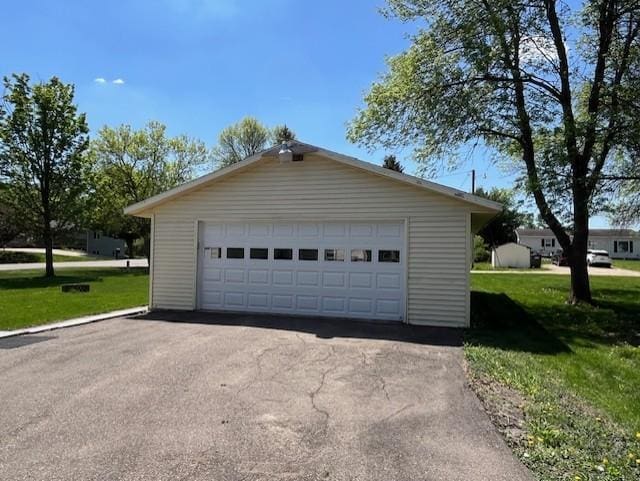 400 Main St W, Morristown, MN 55052 - view of detached garage