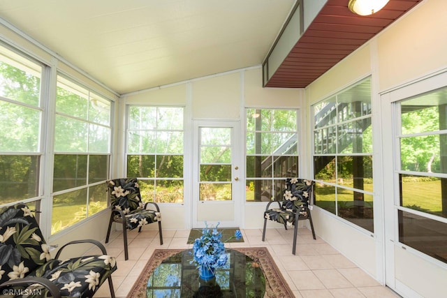 155 Palomino Ln, Lino Lakes, MN 55014 - sunroom featuring lofted ceiling
