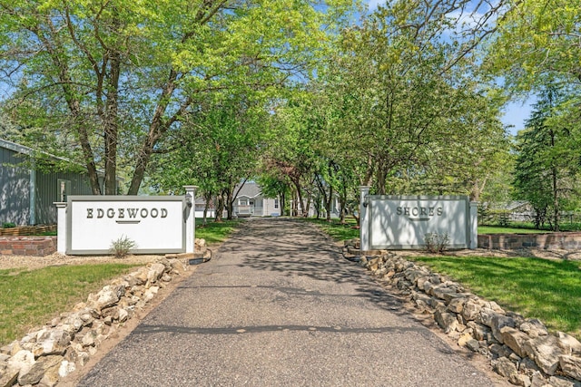 1823 313th Ave NE, Isanti Twp, MN 55008 - view of asphalt driveway