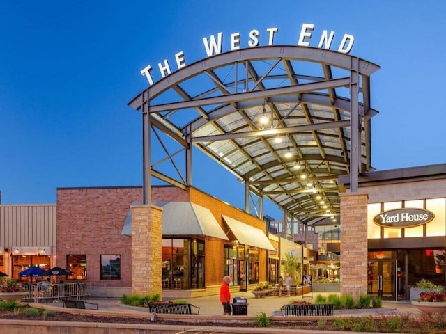 2250 Ridge Dr Unit 11, Saint Louis Park, MN 55416 - view of building exterior