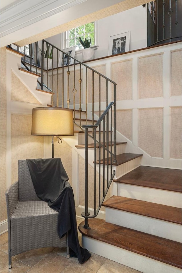 1112 Vincent Ave S, Minneapolis, MN 55405 - view of stairs