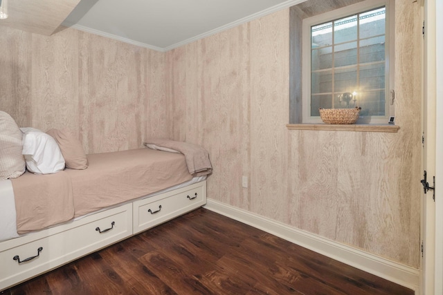 1112 Vincent Ave S, Minneapolis, MN 55405 - bedroom featuring dark wood-type flooring, baseboards, and crown molding