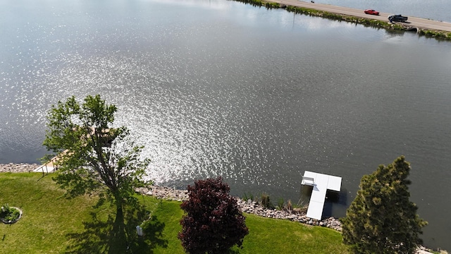 1976 Bay St, Worthington, MN 56187 - bird's eye view of a large body of water