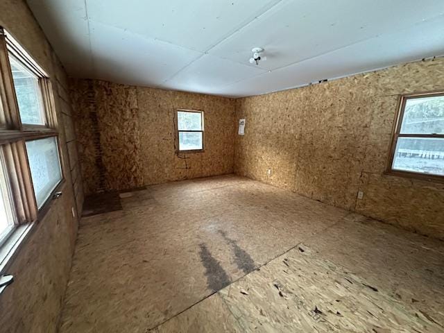 5535 Wahlsten Rd, Embarrass, MN 55732 - view of spare room