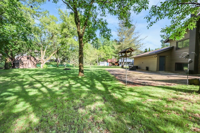 805 3rd Ave N, Sartell, MN 56377 - view of grassy yard