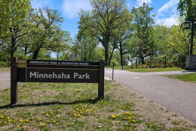 4505 47th Ave S, Minneapolis, MN 55406 - community / neighborhood sign featuring fence