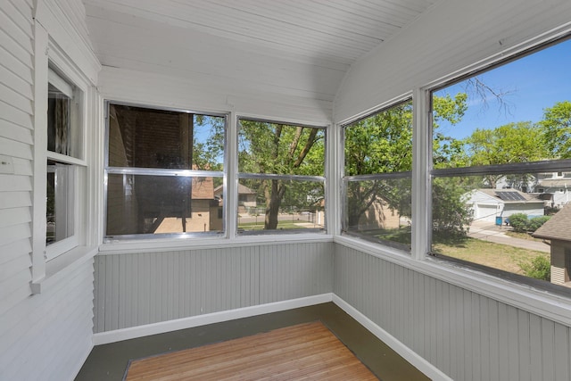 506 Riverside Dr SE, Saint Cloud, MN 56304 - view of unfurnished sunroom