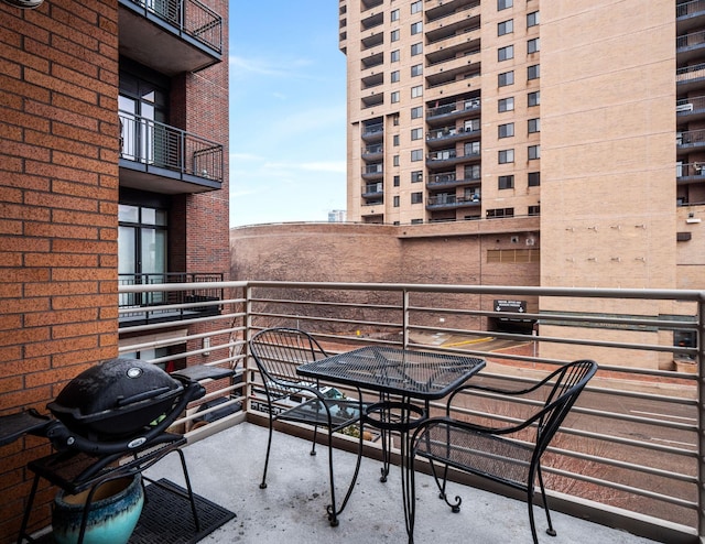 100 2nd St NE Unit A270, Minneapolis, MN 55413 - balcony featuring a grill