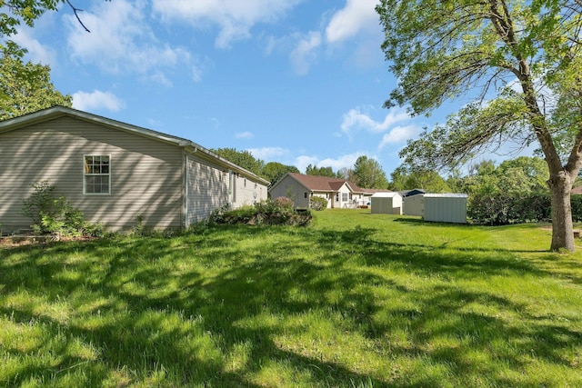 3209 3rd Ave NW, Willmar, MN 56201 - view of grassy yard
